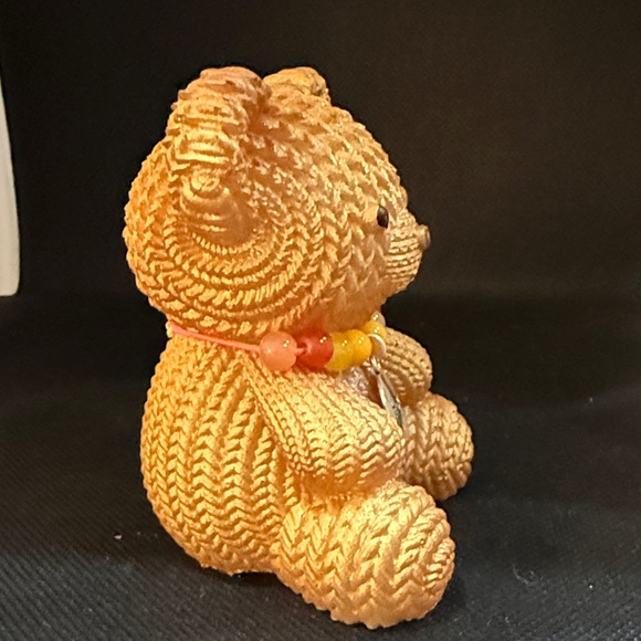 Unique Resin,Handcrafted Tan Teddy Bear with Hope Charm - Picture 5 of 7
